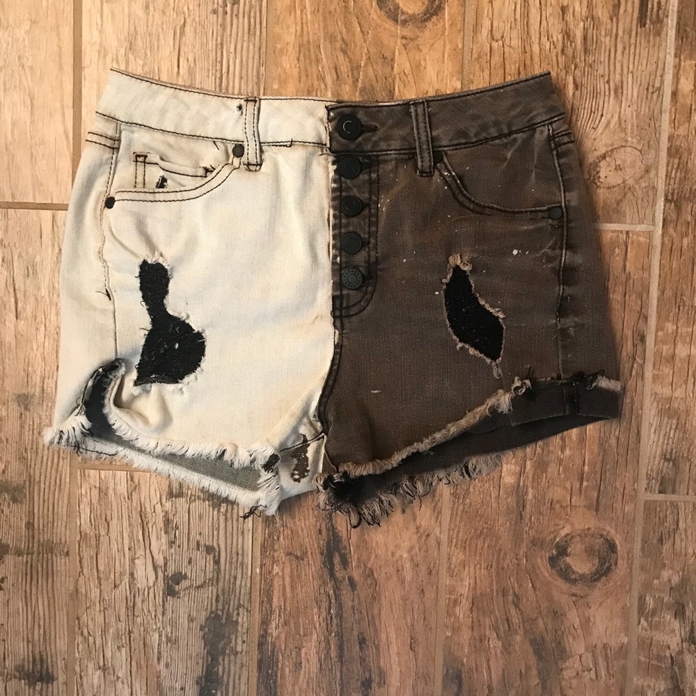 Two toned shorts